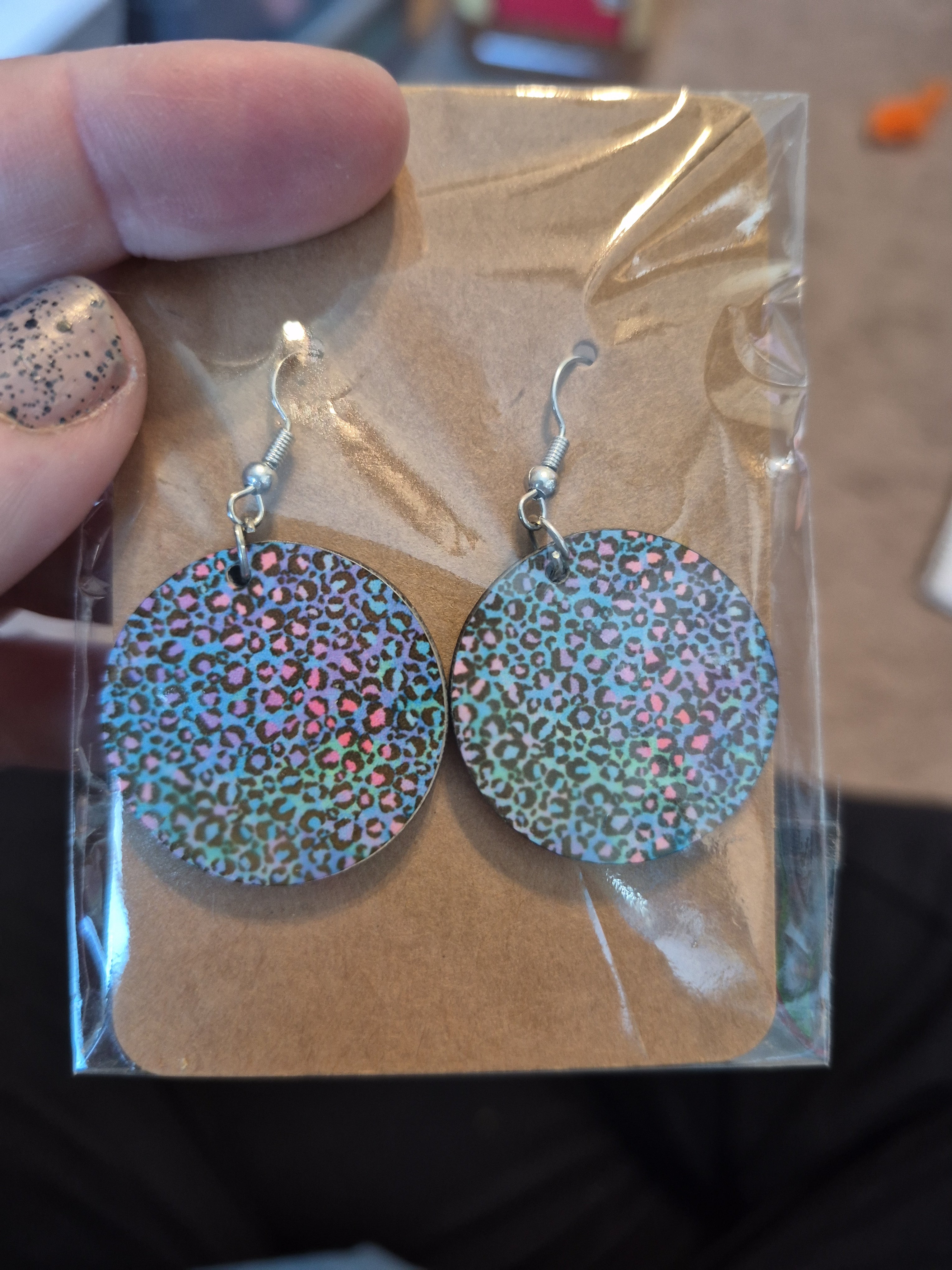 Leopard round earring